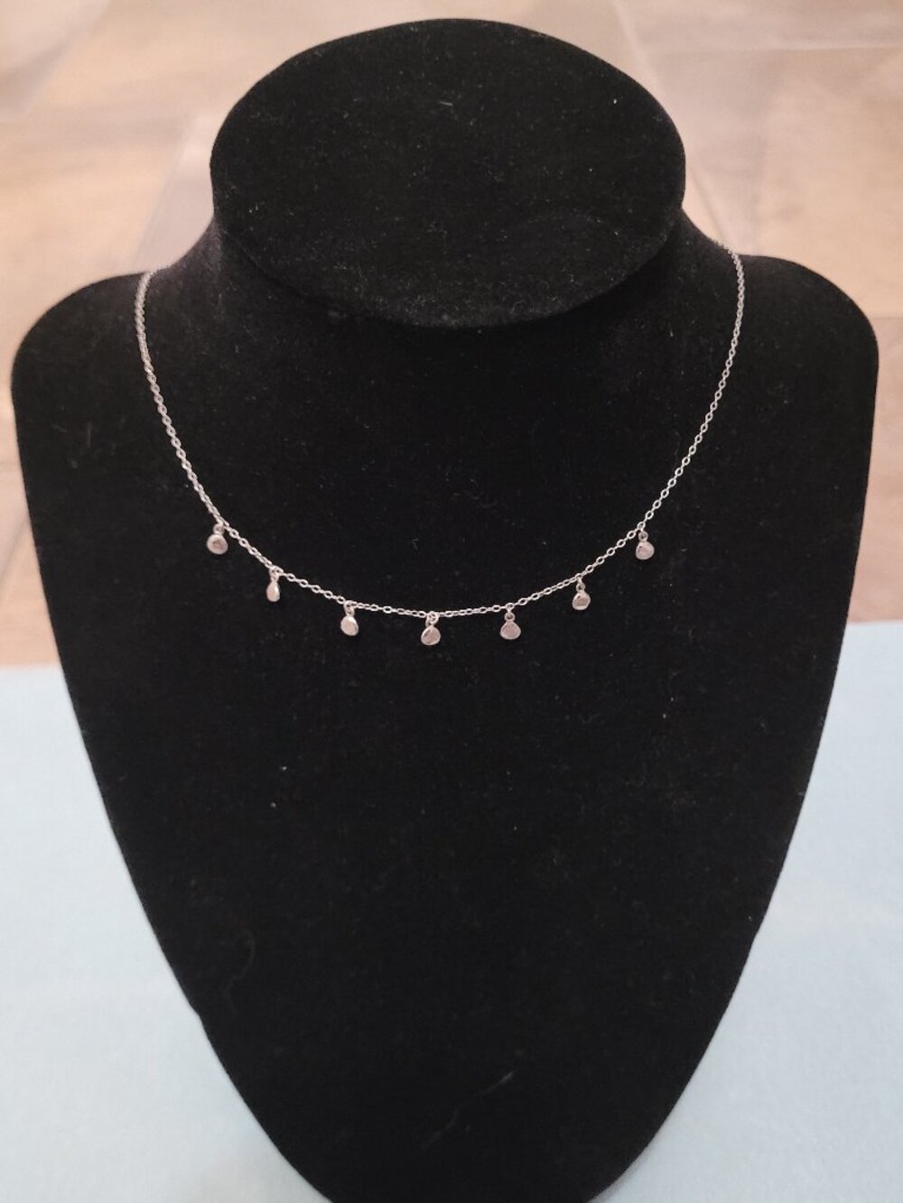 Beautiful Sterling Silver Dangle Choker Necklace